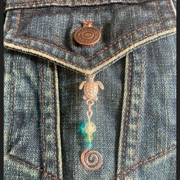 Hand embellished jean jacket - Picture 3 of 6